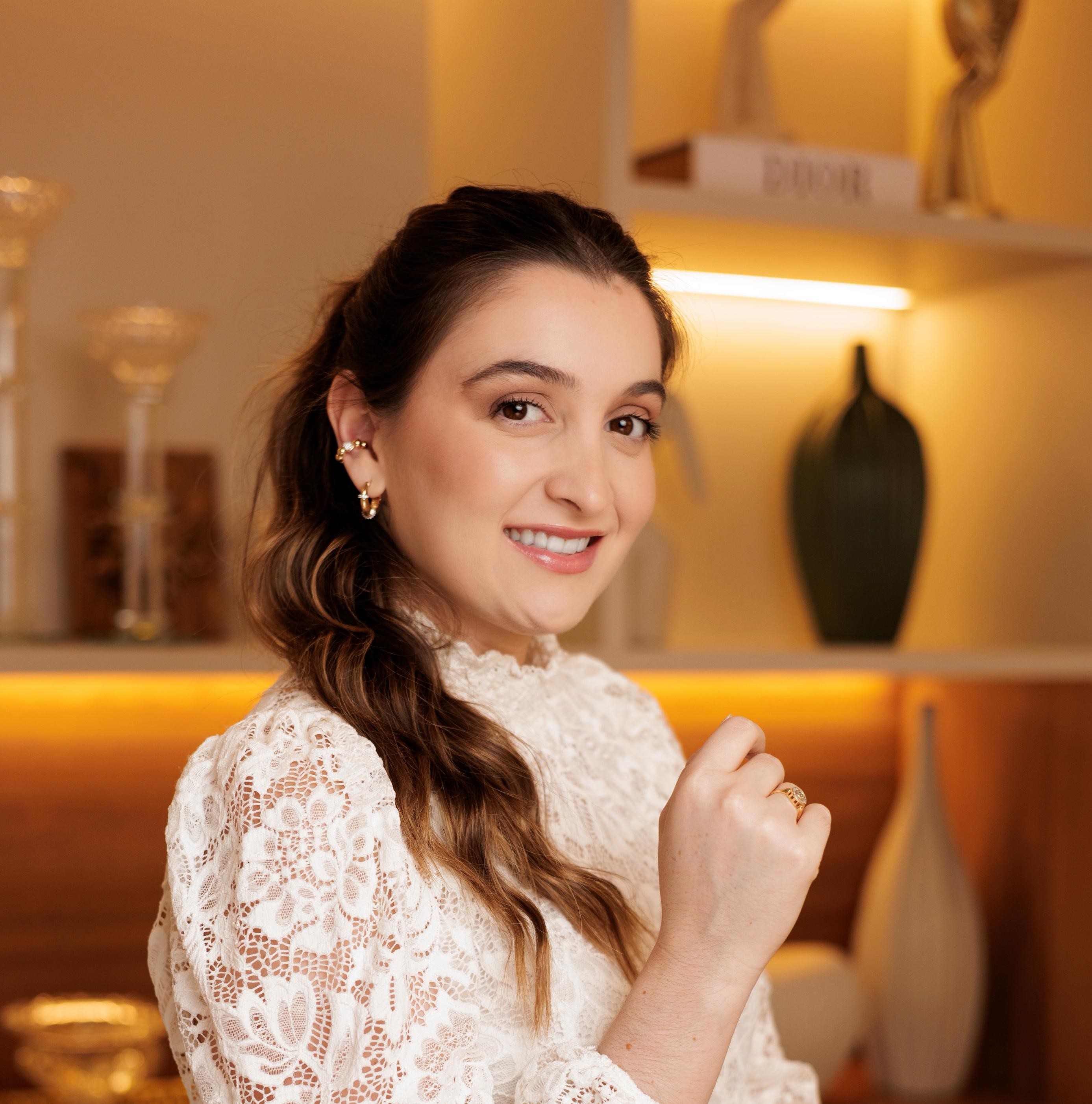 JULIA VOLPINI